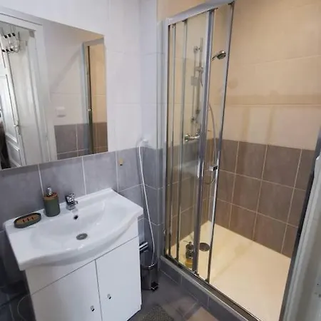 Apartment Grand T1 Bis Charme De L'ancien Proxgare/metro/bus *